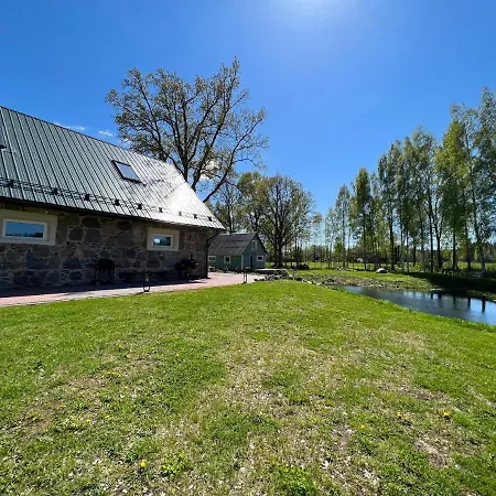 Maakivivilla Kuni 20-le Kylalisele Villa