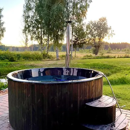 Maakivivilla Kuni 20-le Kylalisele Valgesoo