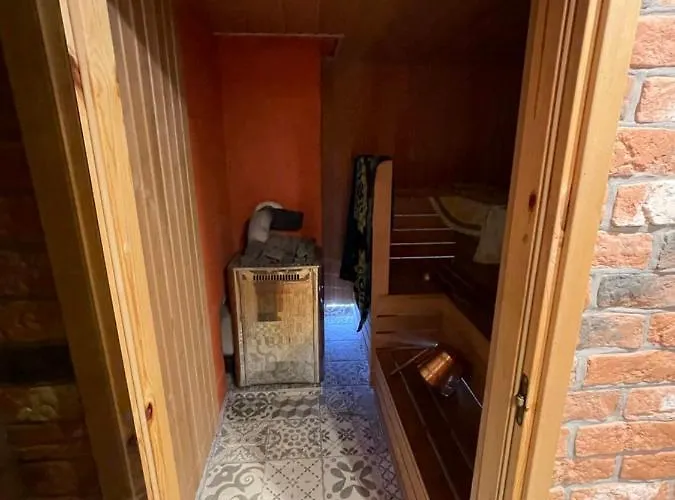 Maakivivilla Kuni 20-le Kylalisele Valgesoo